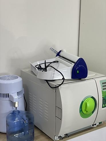 Tibbi avadanlıq: Stomatoloji və tibbi alətlər üçün buxarlı sterilizator (avtoklav) - — 1