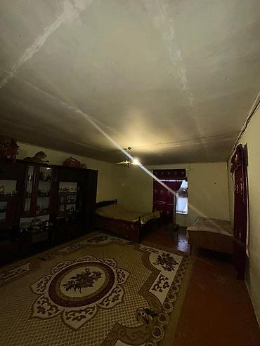 elmlerde heyet evleri: Satılır: həyəti geniş olan fərdi yaşayış evi və torpaq sahəsi - Üstü — 10