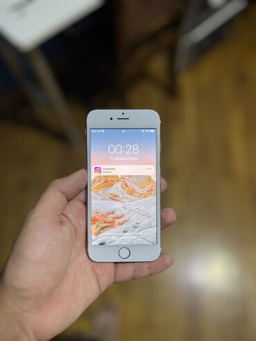 ıphone 6s: IPhone 6s, 16 ГБ, Золотой, Отпечаток пальца