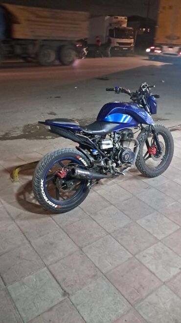 мопеды и мотоциклы: Ihonza 150 kub satlir barter var usdunde 250 kub mator veecem oz