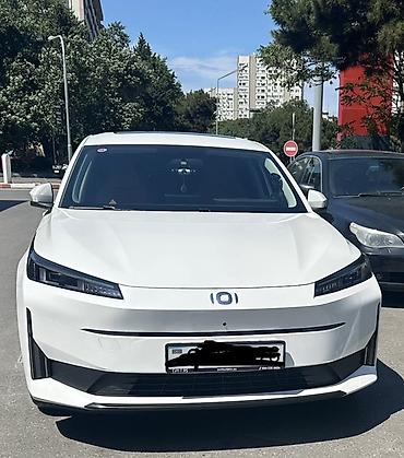 e60 turbo az: Tesla : 1.5 l | 2025 il 39000 km Krossover — 1