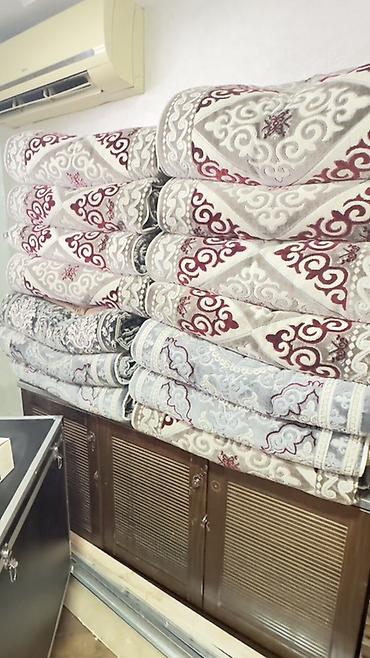 Прямые диваны: Прямой диван, Б/у — 2