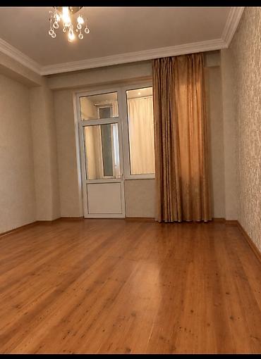 badamdar residence: 3 otaqlı mənzil təqdim olunur. Fotolardan göründüyü kimi mənzil geniş — 4