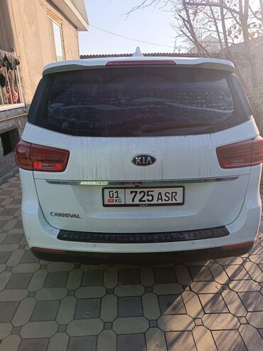 Kia: Kia Carnival: 2018 г., 2.2 л, Типтроник, Дизель, Минивэн — 10