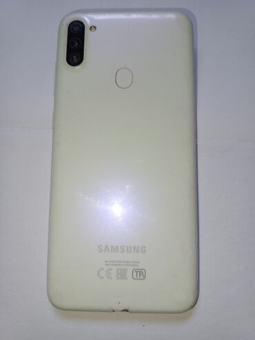 Уюлдук телефондор: Samsung Galaxy A11, Жаңы, 32 GB, түсү - Ак, 2 SIM