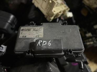 Капоты и комплектующие: Петли капота Toyota, Б/у, Оригинал — 15