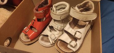 детская обувь 26 размер: Сандалии на девочку, ортопед б/у, турецкие. размеры 22 белые