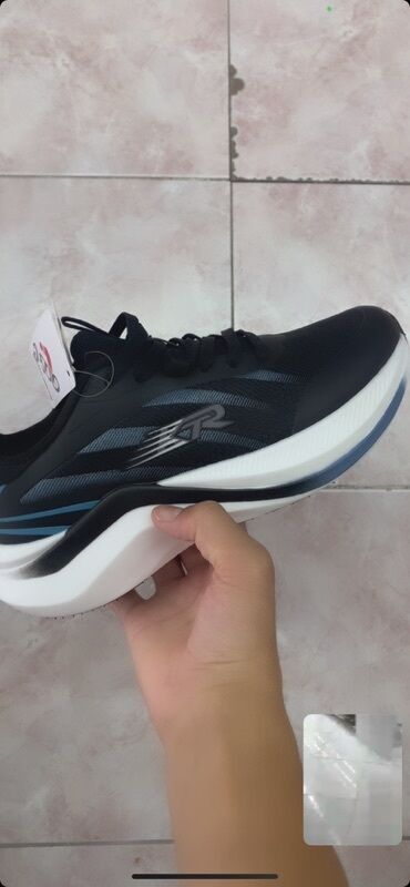 волейбольные кроссовки asics: Мужские кроссовки, 40, Новый, цвет - Черный, Бесплатная доставка