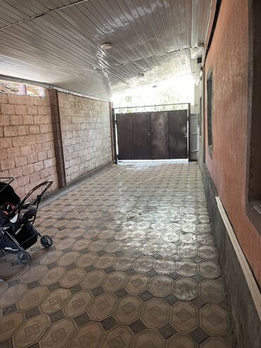 дом город ош: Дом, 60 м², 4 комнаты, Собственник, Косметический ремонт