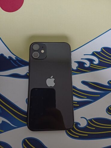 Apple iPhone: IPhone 11, Б/у, 64 ГБ, Черный, Защитное стекло, Чехол, 80 %