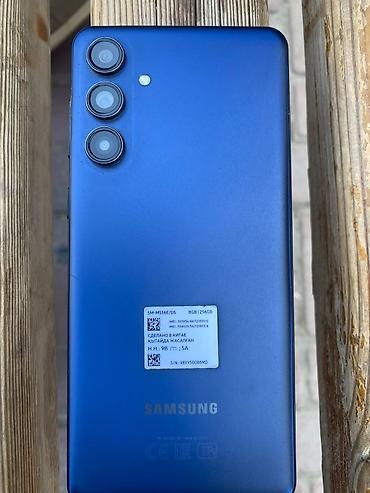 Смартфон Samsung, модель SM-M556E/DS (серия Galaxy M55). Цвет: синий