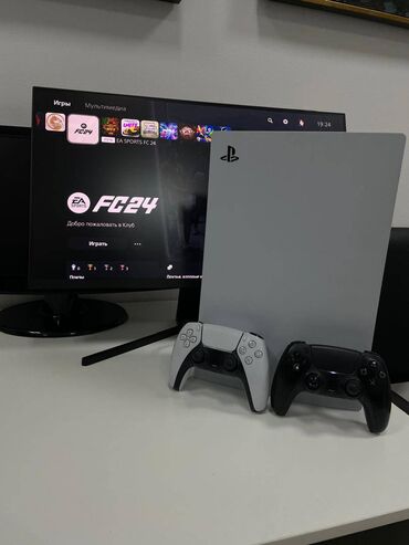 PS5 (Sony PlayStation 5): Sony PlayStation 5 825gb 2 Геймпада Есть установленные игры Все