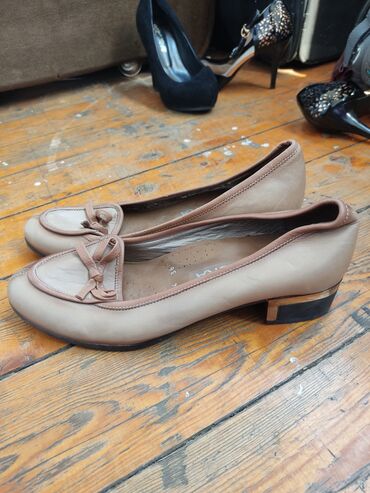 Туфли: Обувь из Европы, остались остатки размер 36-37 успейте приобрести по — 17