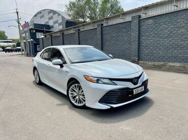 runx alex: Toyota Camry: 2019 г., 2.5 л, Вариатор, Гибрид, Седан