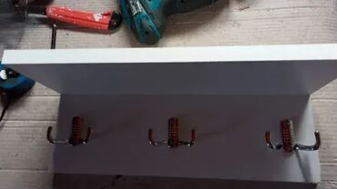 Ostali nameštaj: Civiluk 2 Materijal i Dekor: Izrađen od univera debljine 18mm u — 9