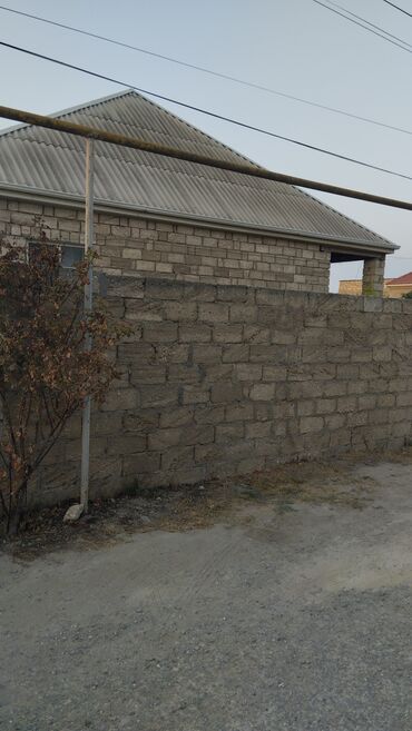 maştağa kiraye: Maştağa qəs. 3 otaqlı, 120 kv. m, Təmirsiz