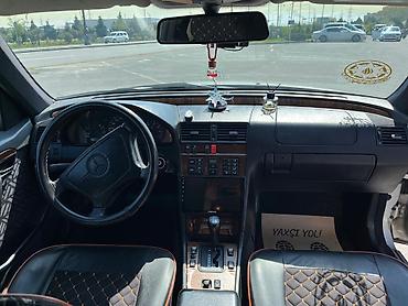 mersedes peci: Mercedes-Benz C 200: 2 l | 1995 il Sedan — 6
