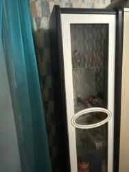 Gözəllik və estetika avadanlığı: Şüşəli dolab vitrini, İşlənmiş