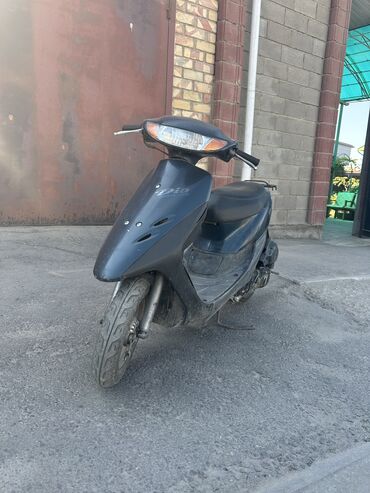 хонда мотоцикл бишкек: Кичи мопед Honda, 50 куб. см, Бензин, Колдонулган