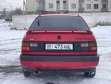 Volkswagen: Volkswagen Passat: 1990 г., 1.8 л, Механика, Газ, Седан — 4