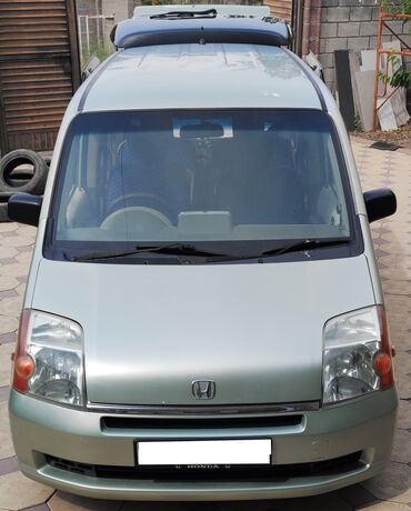 автомобили в рассрочку без первоначального взноса: Honda Mobilio: 2002 г., 1.5 л, Автомат, Бензин, Минивэн