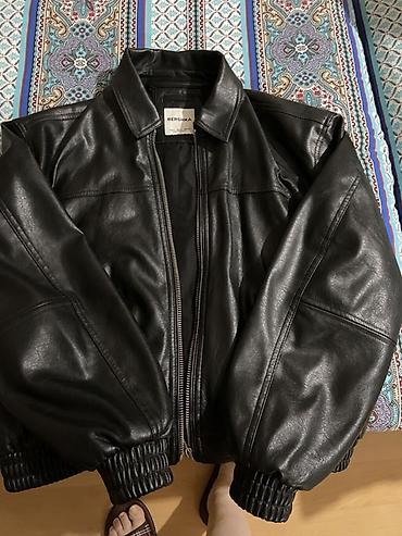 Kurtkalar: Kurtka, Dəri, Payız, Bershka, M — 1
