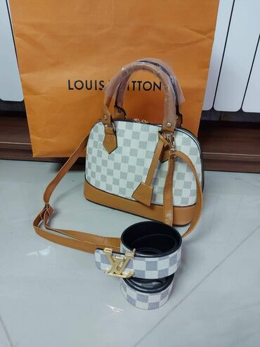 Torbe: Cena torbi 2450
Cena kaisa 1.700
Cena novcanika 1.700
Alb sa porezom — 15