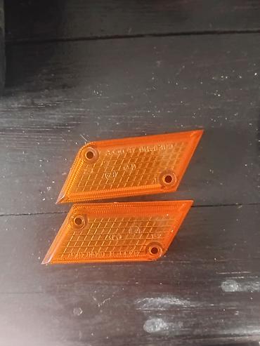 man sat: Məhsul: Avtomobil üçün yan siqnal/marker işığı örtüyü (cüt) Təsvir: - — 1