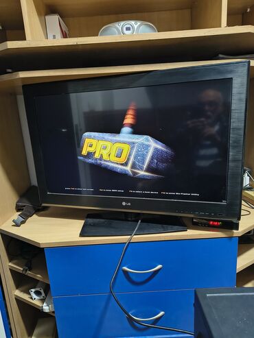 Desktop računari i radne stanice: Desktop računar – Biostar/Intel, Sapphire grafika Specifikacije: - — 3