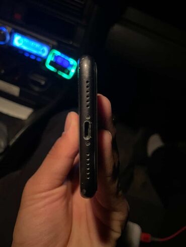 студийные микрофоны: IPhone 11, Новый, 128 ГБ, Черный, 78 %