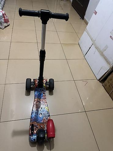 roller ucun usaq sortlari: Uşaq skuterı – 3 təkərli, grafiti naxışlı gövdə - Sükan: rezin — 1