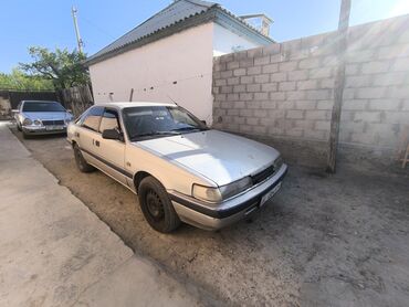 Mazda: Mazda 626: 1989 г., 2 л, Механика, Бензин, Хэтчбэк