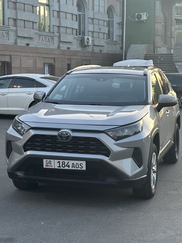 Toyota: Toyota RAV4: 2019 г., 2.5 л, Автомат, Бензин, Кроссовер