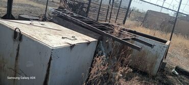 container house дома из контейнеров бишкек, контейнеры в бишкеке фото: Металлические ёмкости/бункеры прямоугольной формы. - Материал: сталь