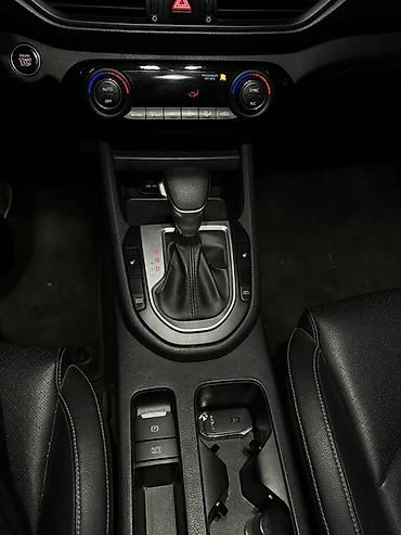 равно 3: Kia K3: 2021 г., 1.6 л, Автомат, Бензин, Седан — 8
