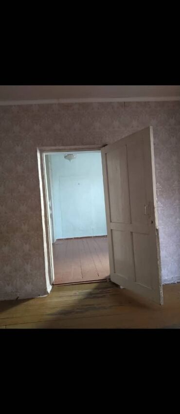 сдаю дом ош: 40 м², 3 комнаты, Забор, огорожен