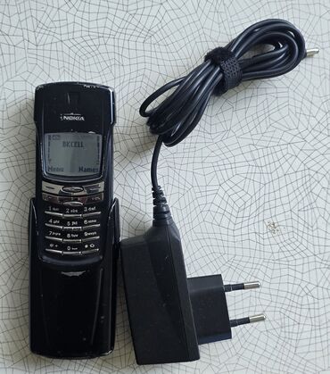 телефон fly андроид 4 2 2: Nokia 8, цвет - Черный