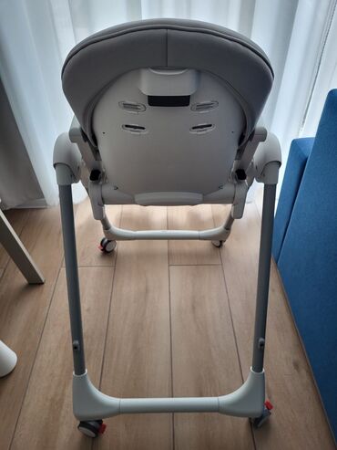 Hranilice: Stolica za hranjenje Peg Perego Primo Pappa Follow Me u sivoj boji, sa — 6