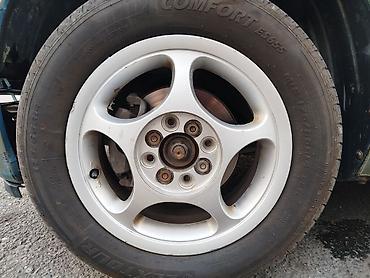 стук машина: Nissan March: 2002 г., 1.4 л, Автомат, Бензин, Хэтчбэк — 7