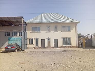 офисы квартира: Продаётся/сдаётся коммерческий объект у оживлённой трассы: двухэтажное — 1