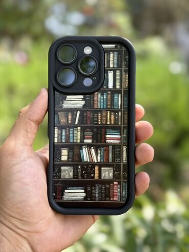 Kabrolar: Müxtəlif iPhone modelləri üçün çiçək naxışlı, şəffaf keys. Bu keys — 20