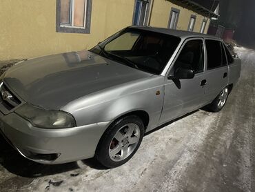 Daewoo: Daewoo Nexia: 2011 г., 1.5 л, Механика, Бензин, Седан