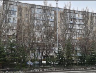 продаю квартиру военно антоновка: 3 бөлмө, 69 кв. м, 106-серия, 9 кабат, Эски ремонт