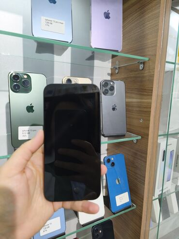 Apple iPhone: IPhone 16e, 128 GB, Qara — 8