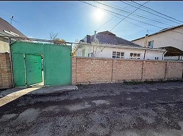 Продажа коттеджей и домов: ПРОДАЕТСЯ НЕМЕЦКИЙ ДОМ 📌 Общая площадь: 80 м² 🔹 Материал стен: кирпич — 1