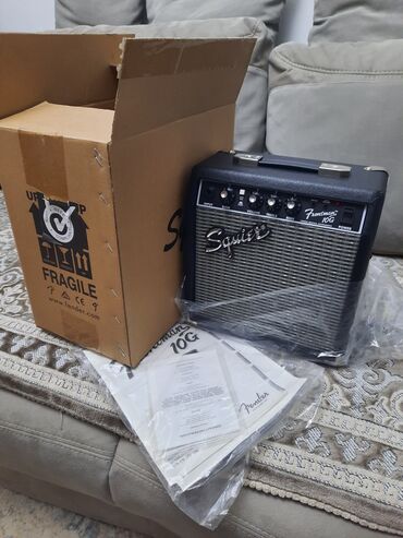 Гитары: Fender Squier Sonic +Frontman10G Полный комплект для гитариста. Гитара — 11