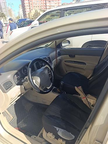 Hyundai: Hyundai Accent: 1.5 l | 2008 il Sedan — 5