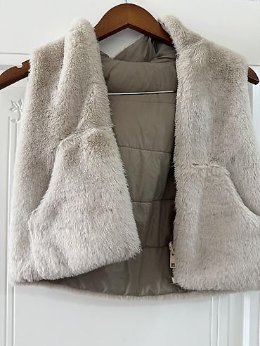 tuklu kurtka: Uşaq üst geyimləri müxtəlif modellər: - H&M qız üçün yüngül — 4