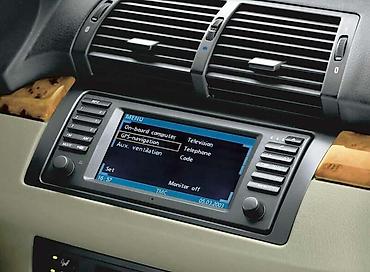 fixni: MULTIMEDIJA ZA BMW X5 — 1