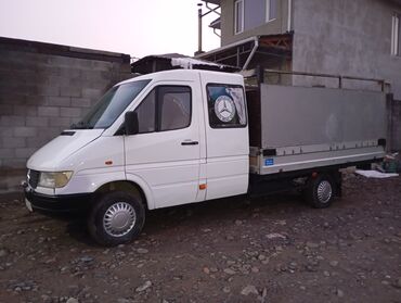 салон машины: Mercedes-Benz Sprinter: 1996 г., 2.9 л, Дизель